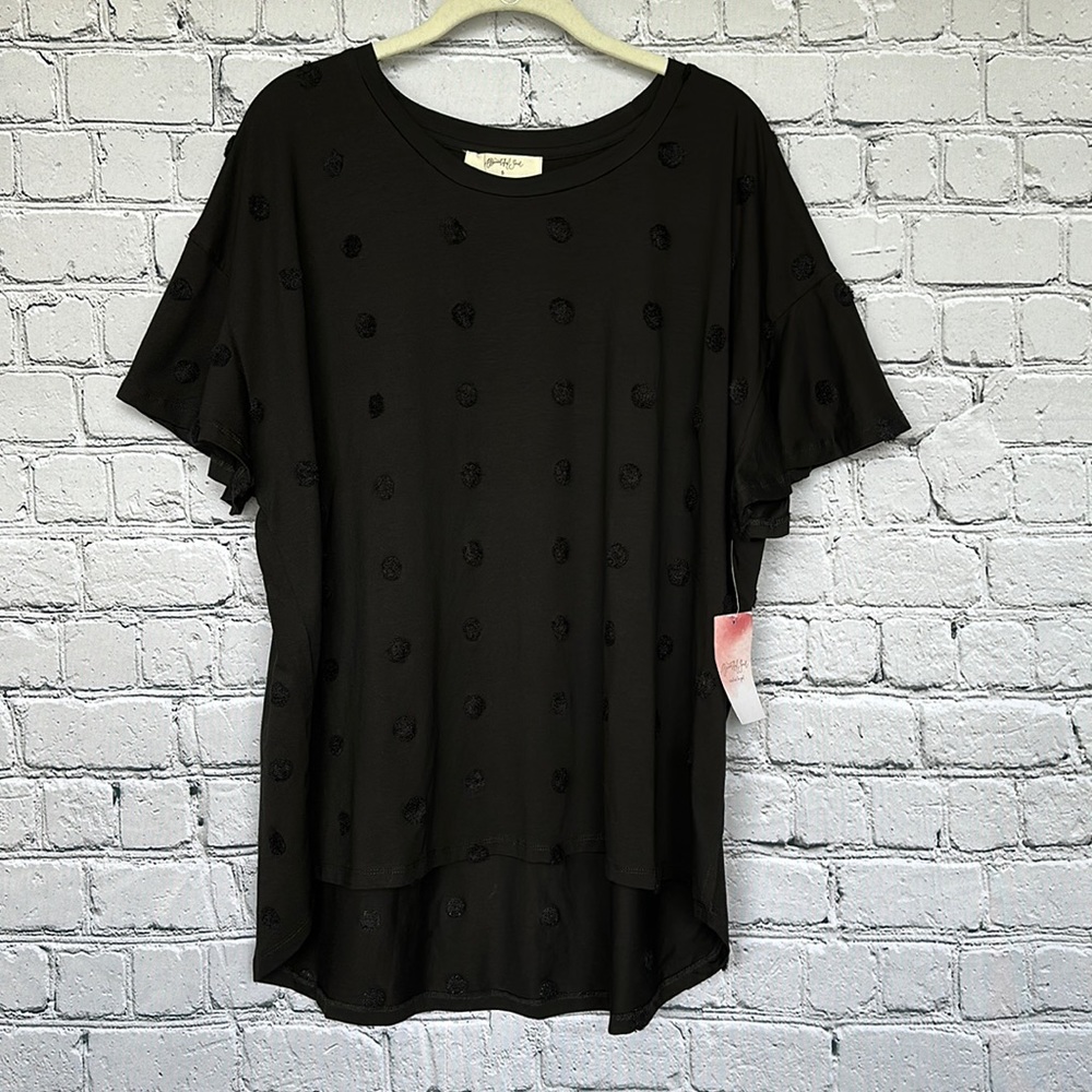 Women’s Plus Size Curvy 2X Black Polka Dot Flowy Blouse with Flutter Sleeves